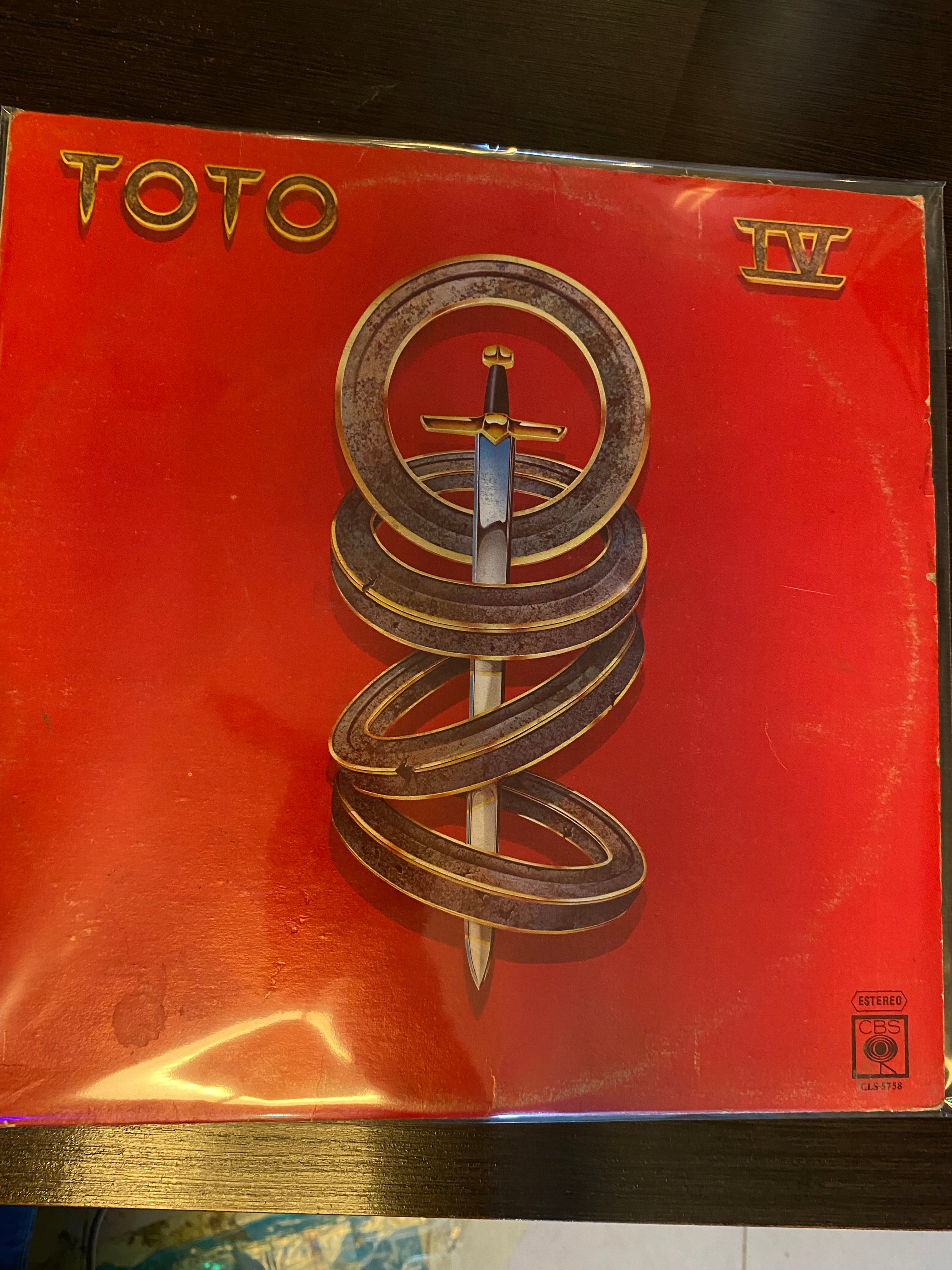 Toto Iv