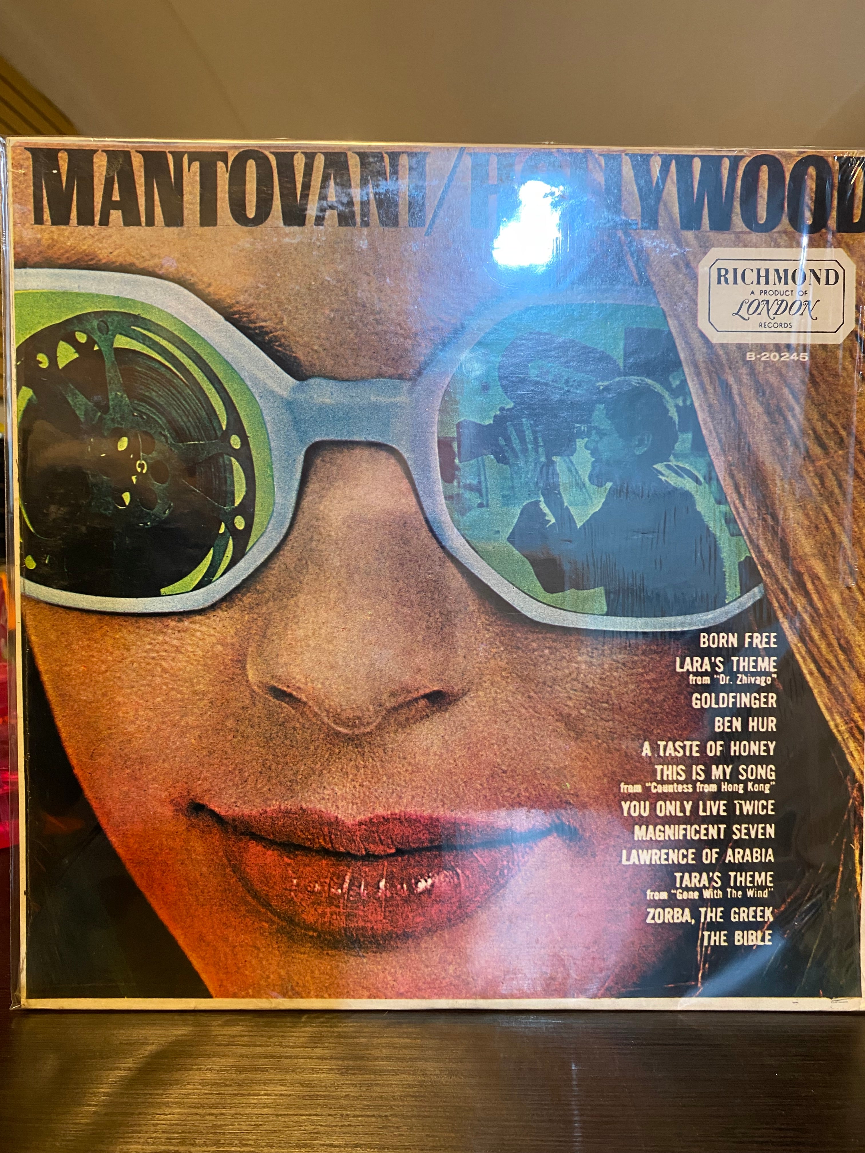 Mantovani Hollywood