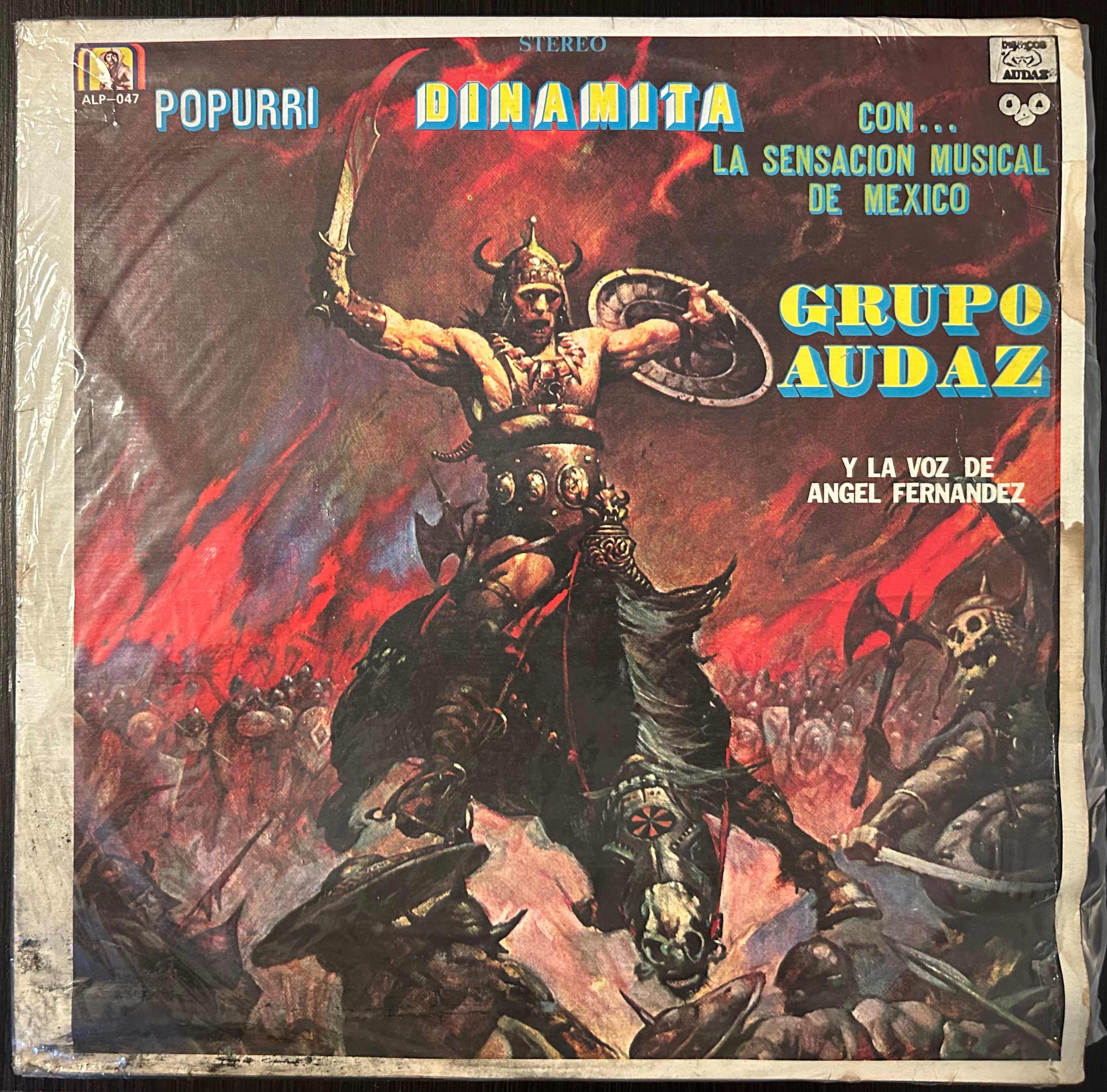 DINAMITA con la sensación musical de México